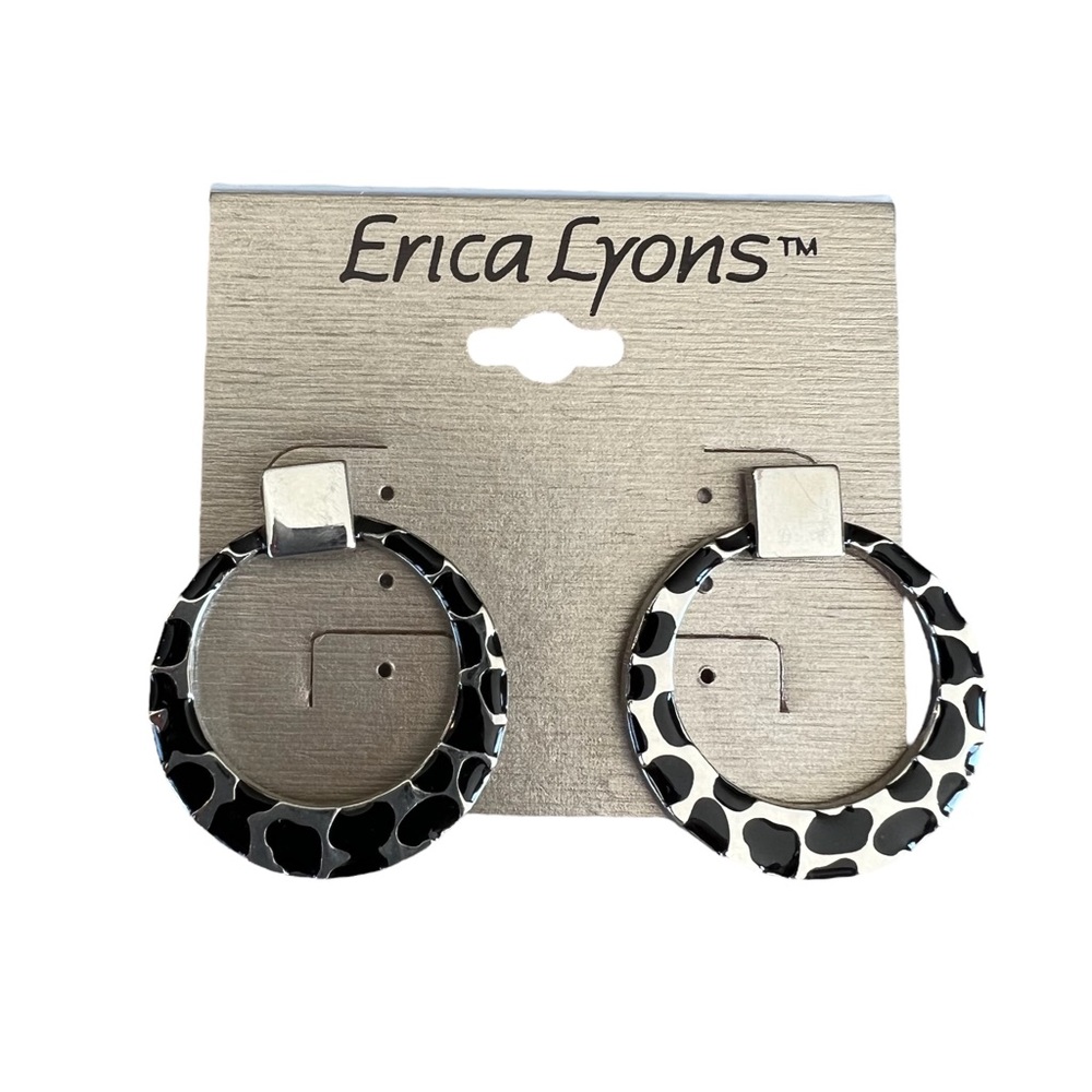🍭4/$20 Erica Lyons silver tone animal print earrings NWT